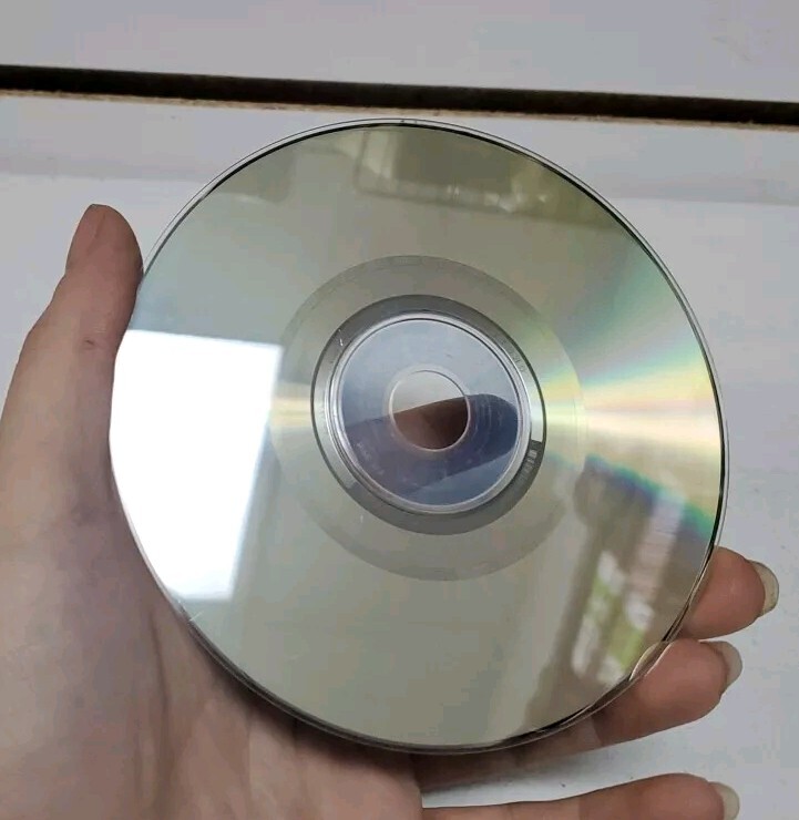 Industrial Spy: Operation Espionage (Sega Dreamcast, 2000) Disc Only – Tested