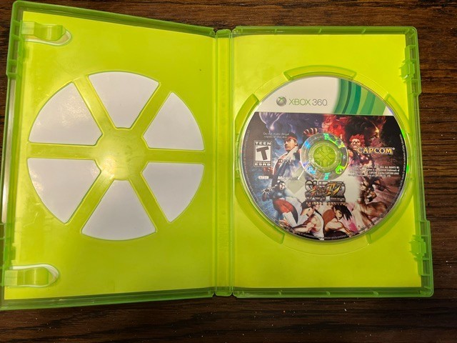 Bundle of Xbox 360 games 2 shooters and 3 fighting games, used, good condition