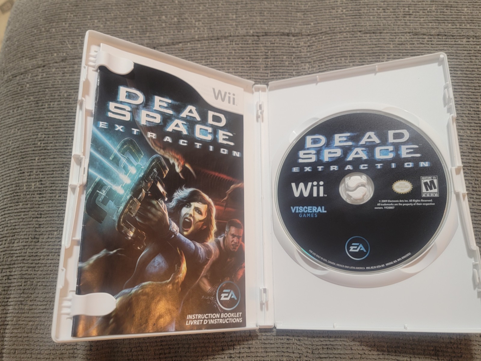 Dead Space: Extraction (Nintendo Wii, 2009) Cib Complete In Box