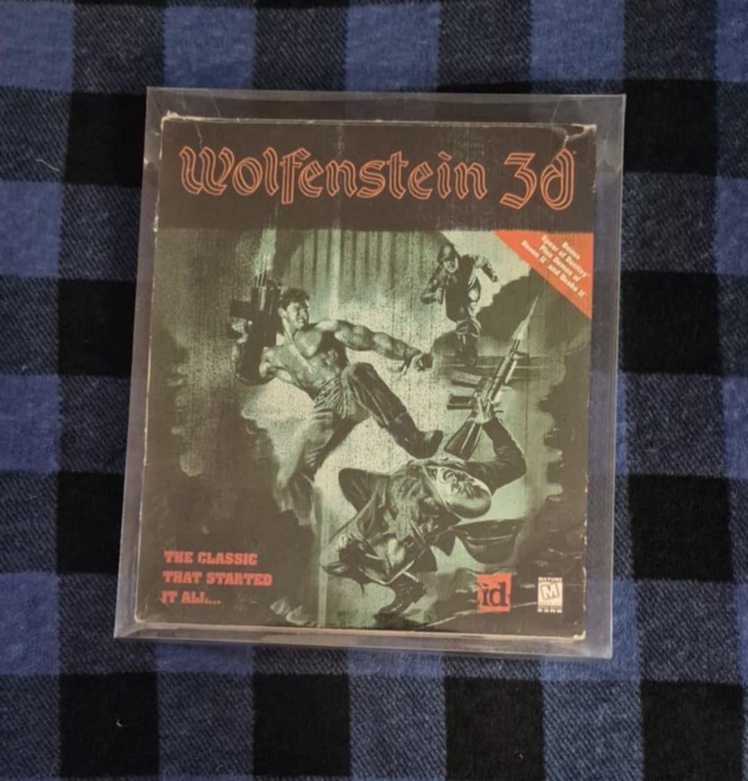 PC Wolfenstein 3d & Spear Of Destiny Video Game 1998 id Software