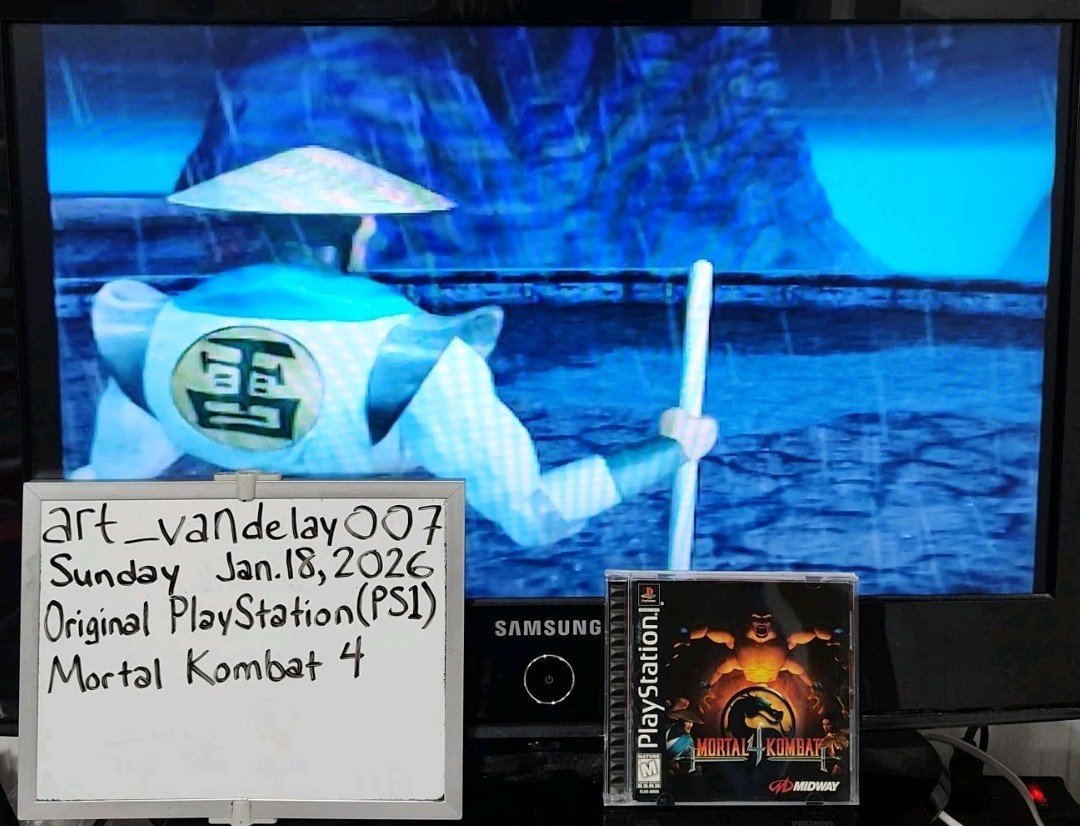 Mortal Kombat 4 – (PS1, 1997) *CIB w/ Reg Card + Case Protector* VGC* Tested!