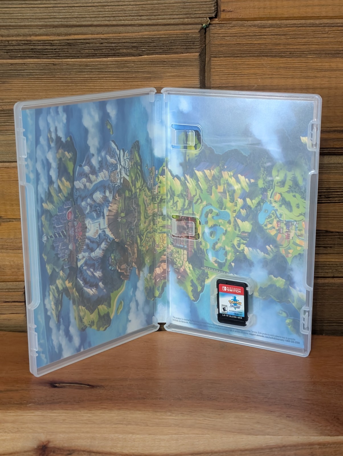 Pokemon Sword (2019) – Nintendo Switch – Complete in Box – Tested And Working