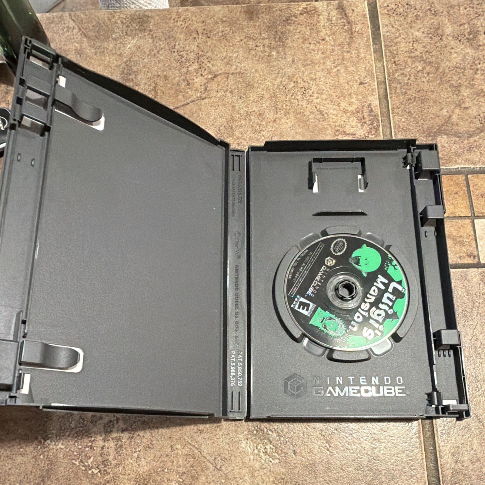 Nintendo Luigi’s Mansion Player’s Choice GameCube Disc & Case NTSC-U/C