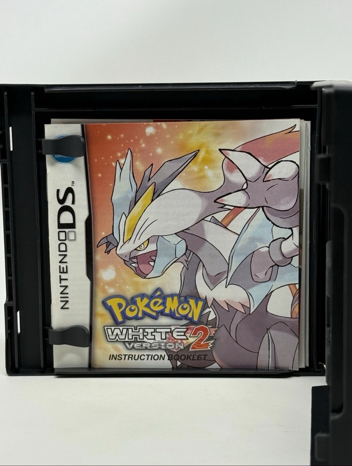 Unlocked Authentic Pokemon White 2 Nintendo DS Complete CIB | 649 SHINY Pokemon