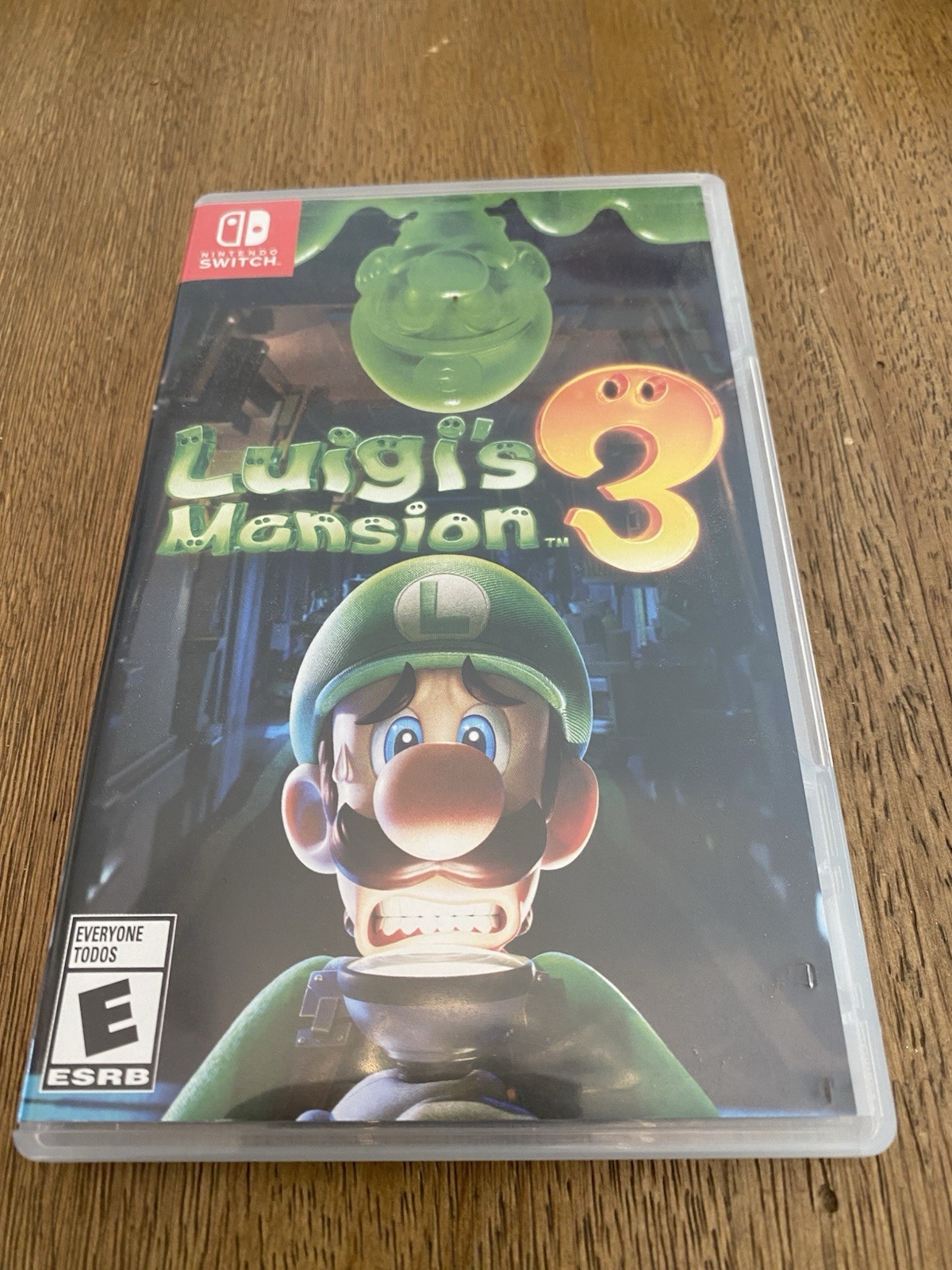 Luigi’s Mansion 3 Standard Edition – Nintendo Switch Game Excellent