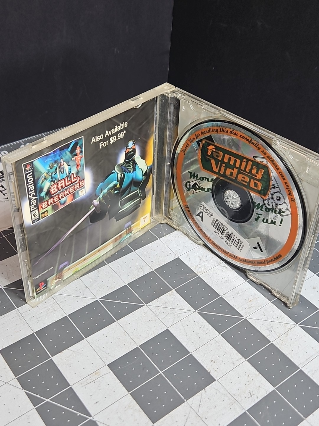 Vintage Action Bass PS1 PlayStation 1 Complete – Family Video Edition GUC E5