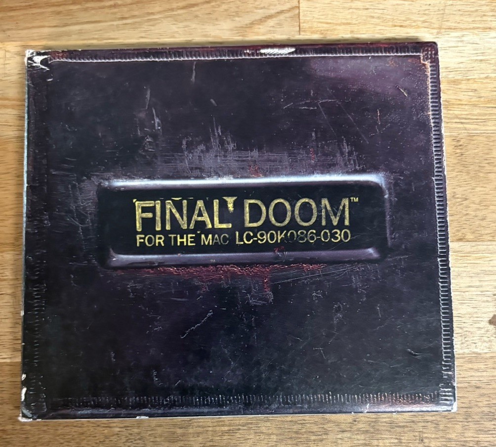 Final Doom Computer Game Mac Macintosh Apple Complete!!!! EXCELLENT
