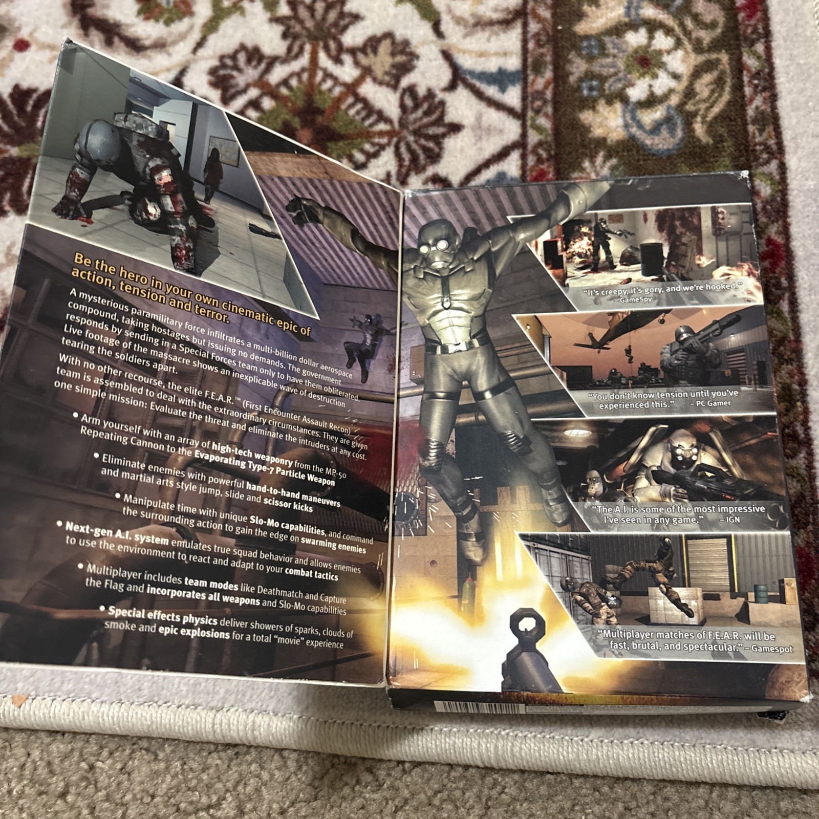 F.E.A.R.: First Encounter Assault Recon (PC, 2005) Complete Disc