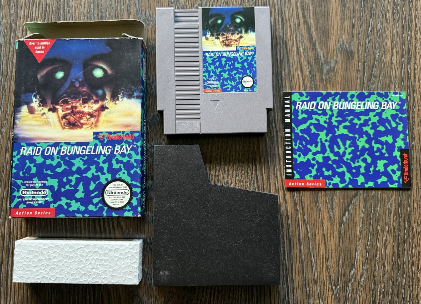 Raid on Bungeling Bay Complete CIB Hangtab FIRST PRINT Nintendo NES 1987 RARE🔥