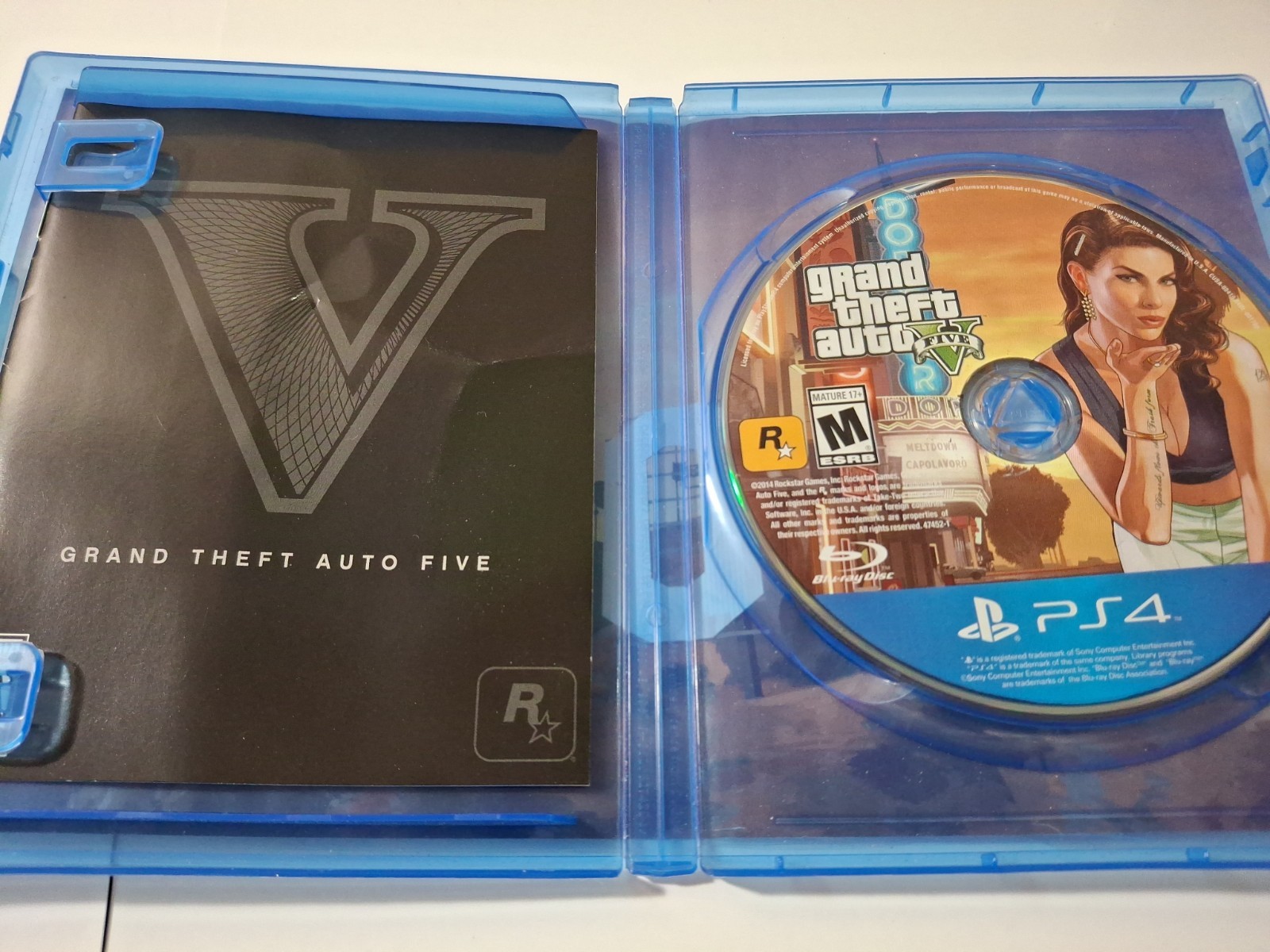Grand Theft Auto V [Premium Edition] – PlayStation 4 (PS4)