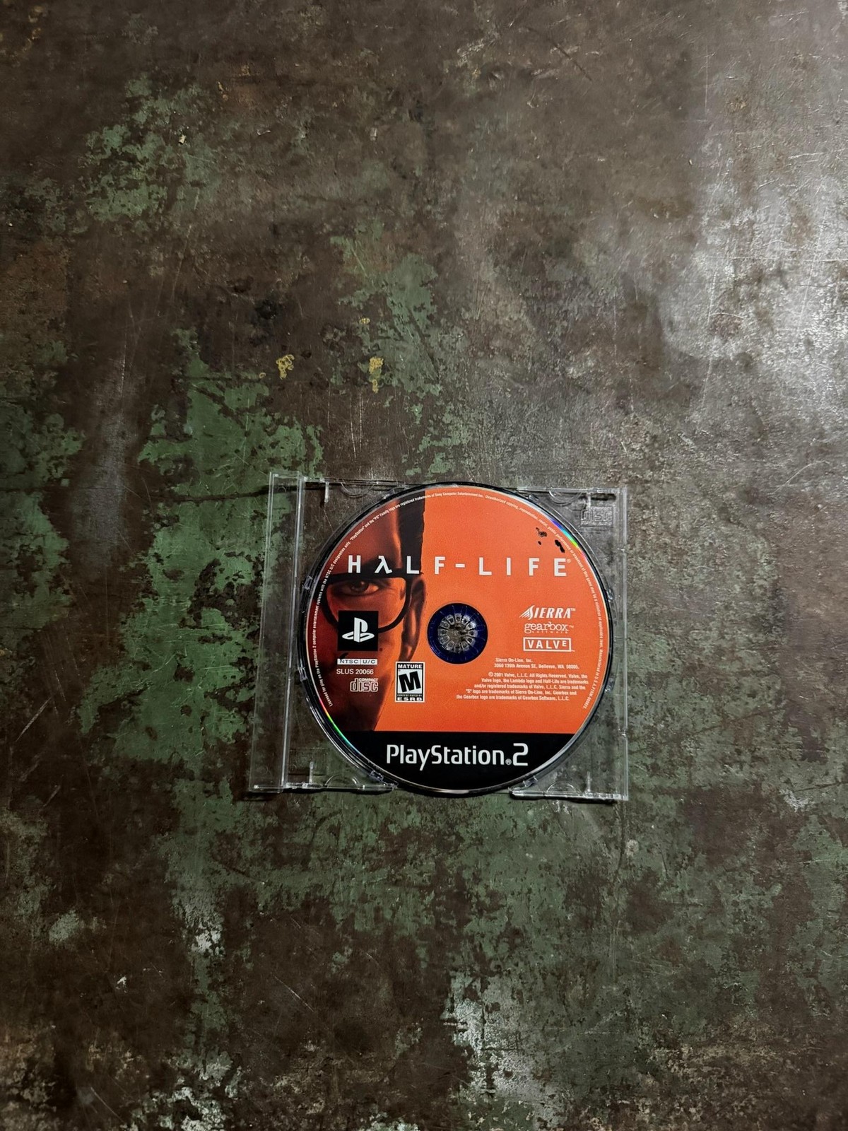 Half-Life PlayStation 2 Game M Sierra 2001 NTSC-U/C Shooter
