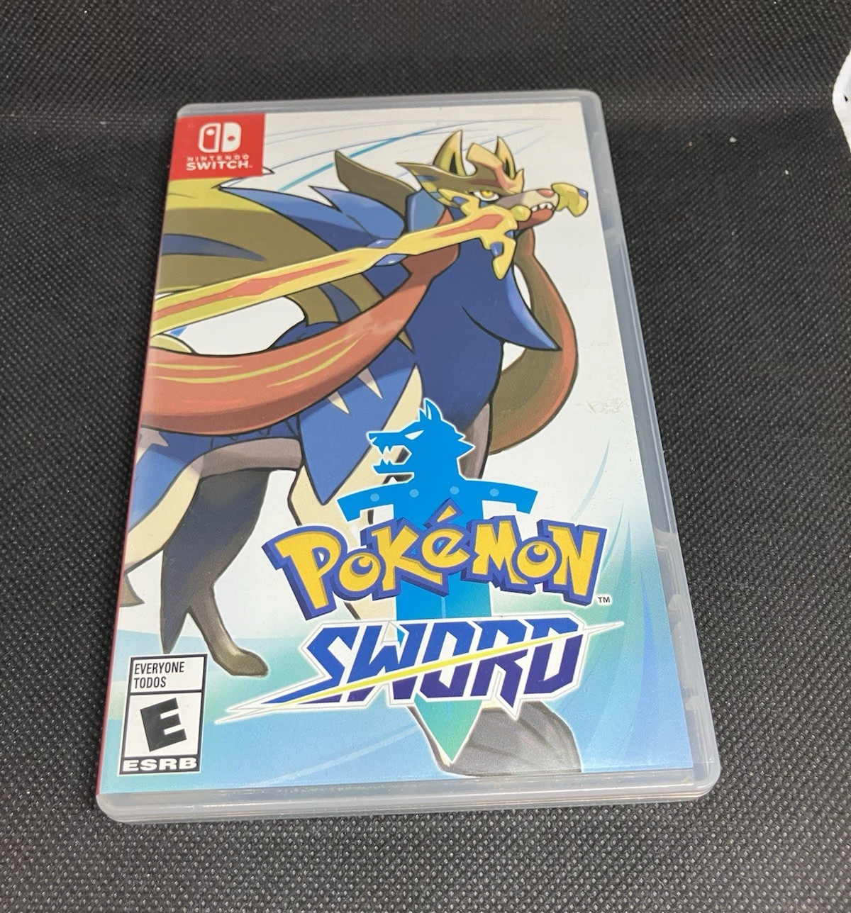 Nintendo Pokémon Sword Nintendo Switch E Rated NTSC-U/C w/ Case