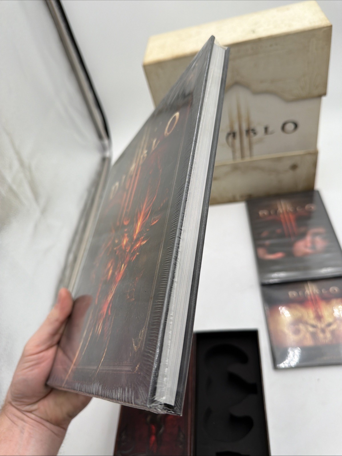 Diablo 3 III Collector’s Edition PC Box Set Some Sealed READ!