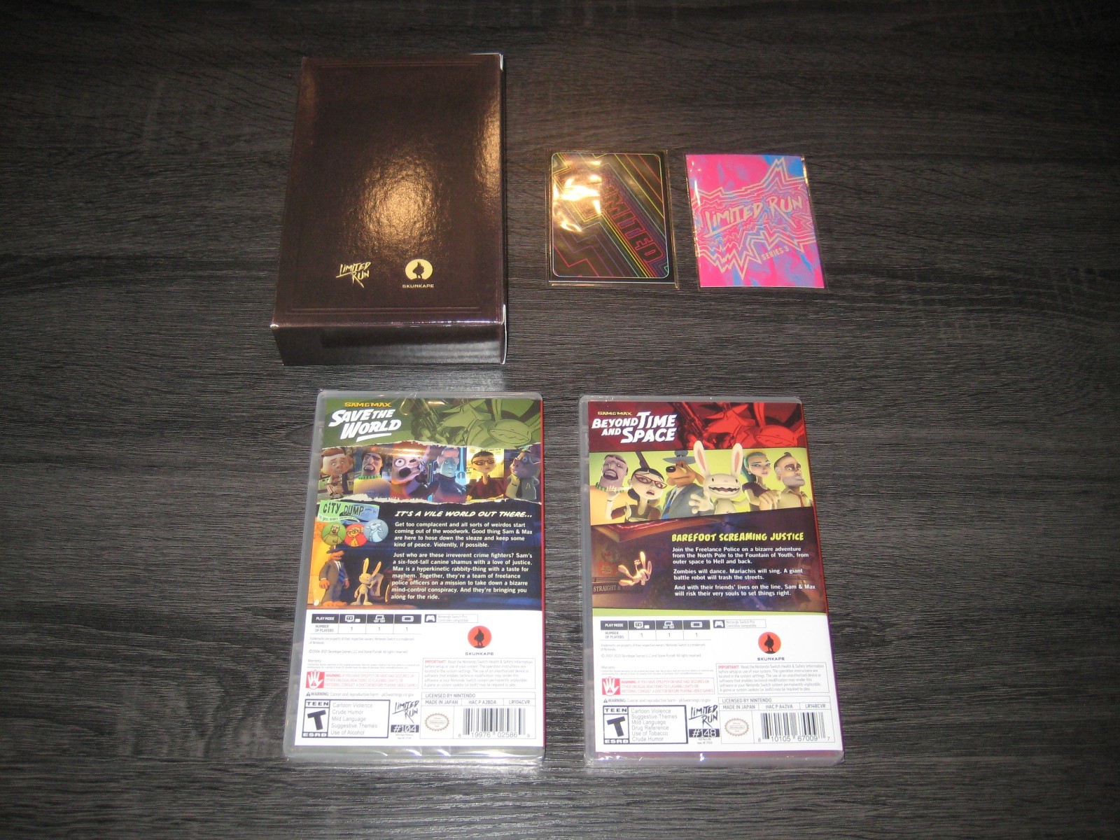SAM & MAX SAVE THE WORLD & BEYOND TIME AND SPACE BOXSET + 2 CARDS (LRG) OOP