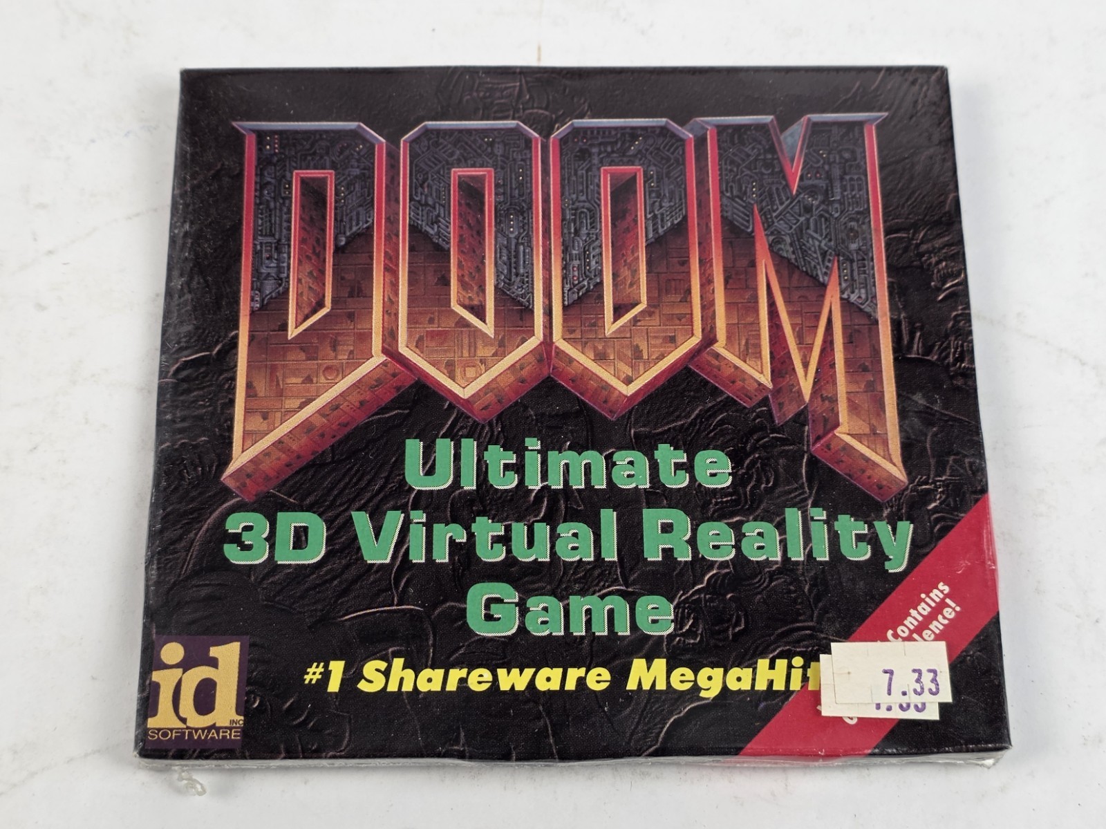 DOOM Shareware Gold Medallion ID Software PC 3.5″ 2 Floppy Disks SEALED 1993