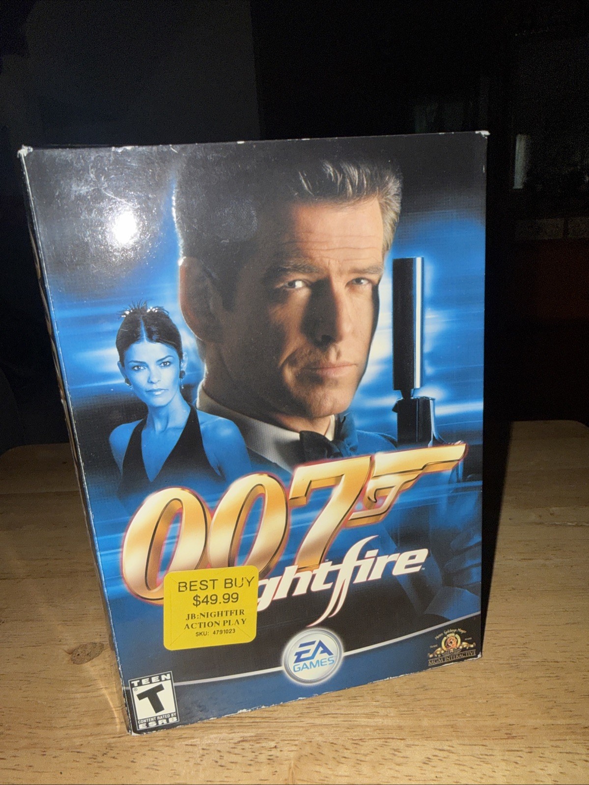 James Bond 007: Nightfire (PC, 2002) Box, Case, Book And Working Game