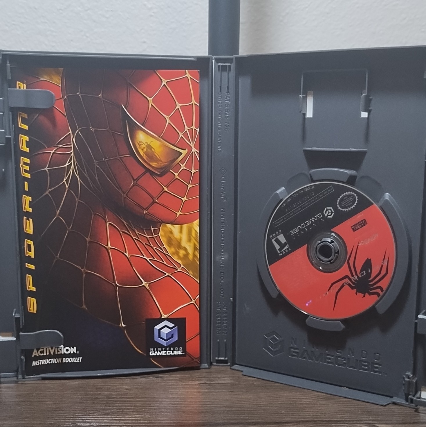 Activision Spider-Man 2 Nintendo GameCube 2004 NTSC-U/C T; Manual Included CIB