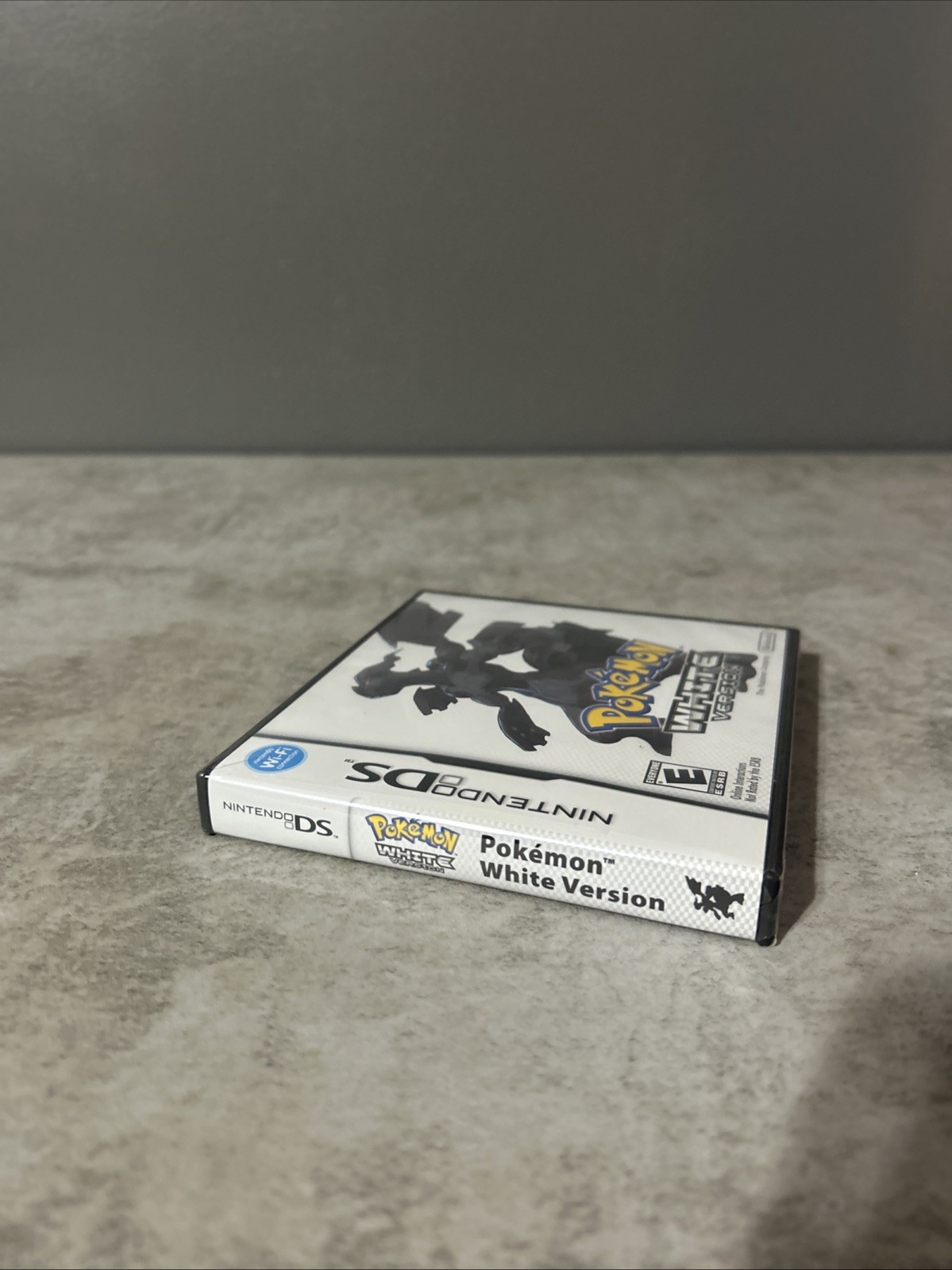 Pokemon White Version (Nintendo DS, 2011) Brand New Factory Sealed Authentic