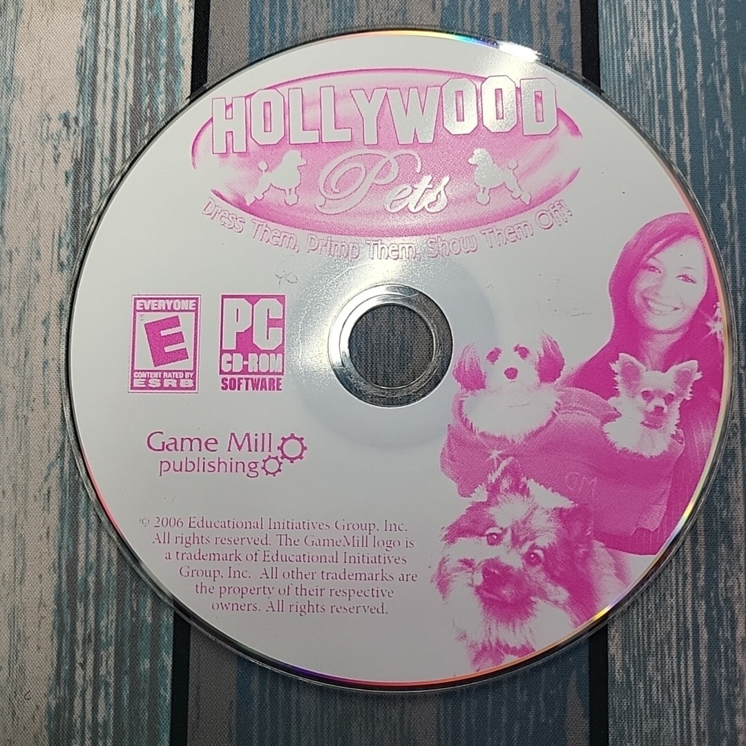 Hollywood Pets scholastic VINTAGE PC GAME/SOFTWARE~ DISC ONLY! Works Great!