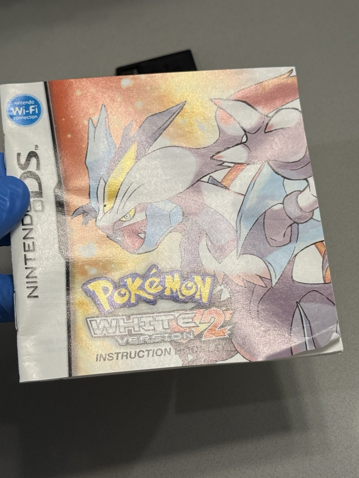 Pokemon: White Version 2 (Nintendo DS, 2012) CIB Complete Authentic TESTED