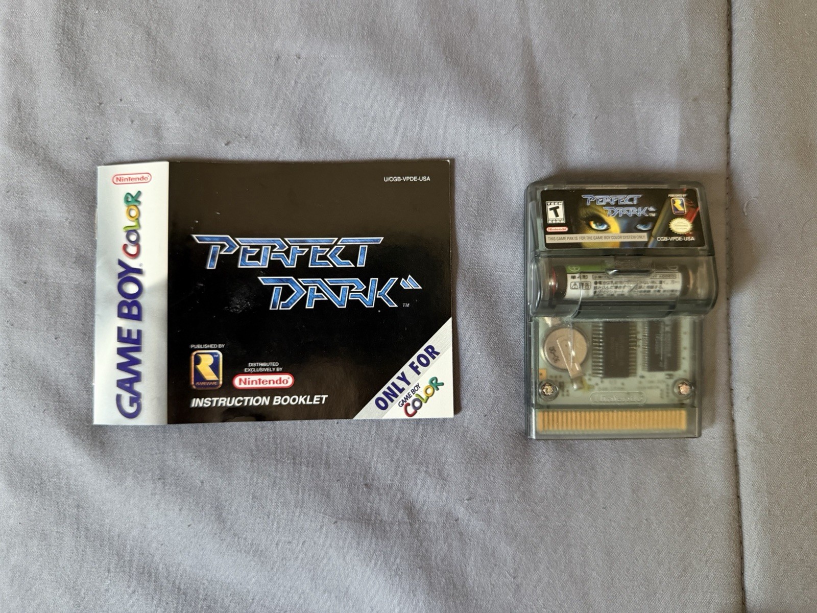 Perfect Dark (Nintendo Game Boy Color, 2000) Game And Manual
