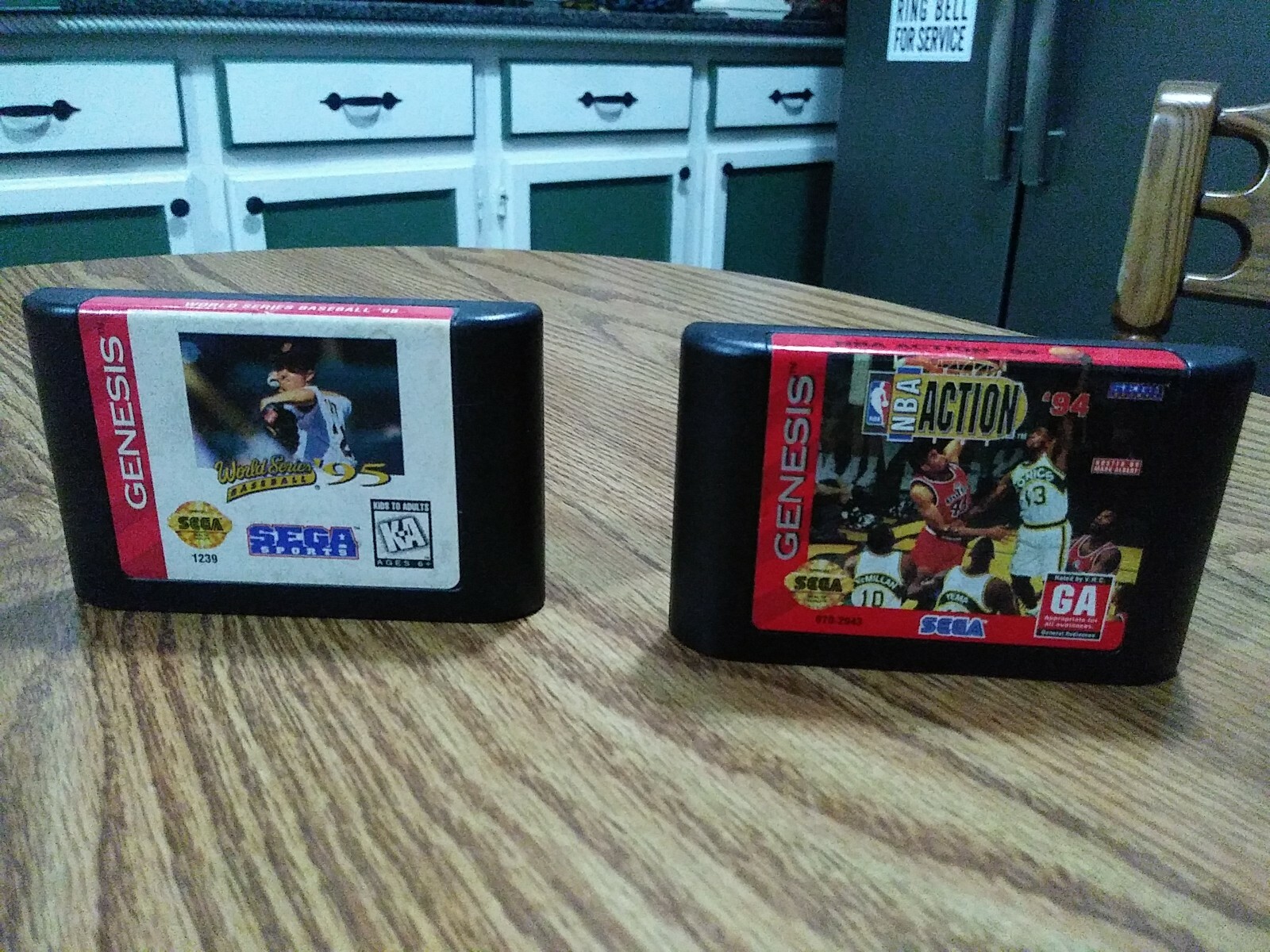 Lot Of 2 Sega Genesis Sports Games Tested Working NBA Action 94 World Series 95