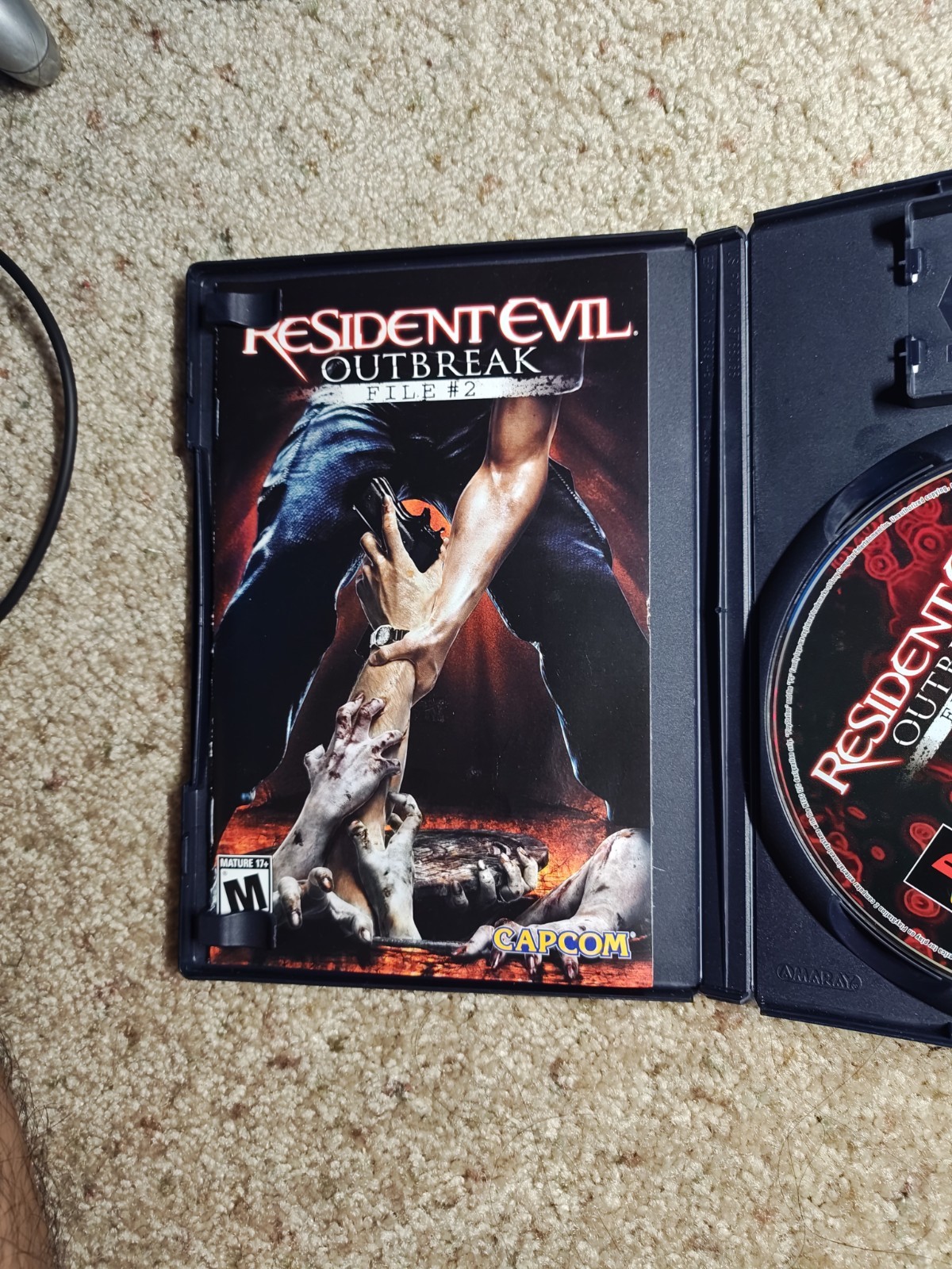 Resident Evil: Outbreak — File #2 (Sony PlayStation 2, 2005) Complete W Reg PS2