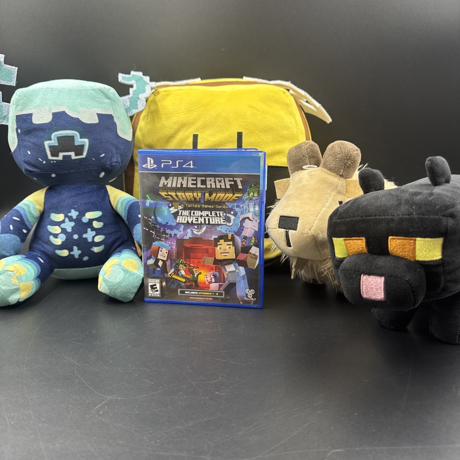 Minecraft: Story Mode The Complete Adventure PlayStation 4 Tested & Plush Lot
