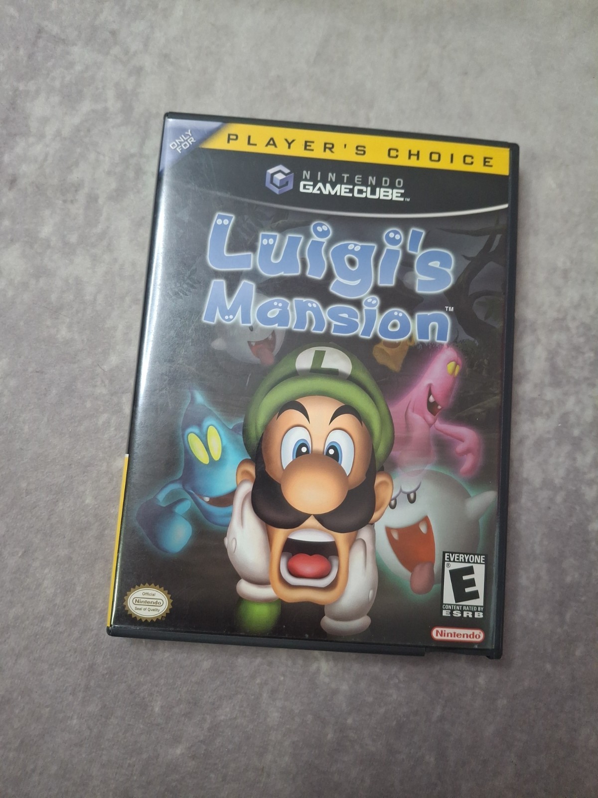 Luigi’s Mansion – (Nintendo GameCube, 2003)