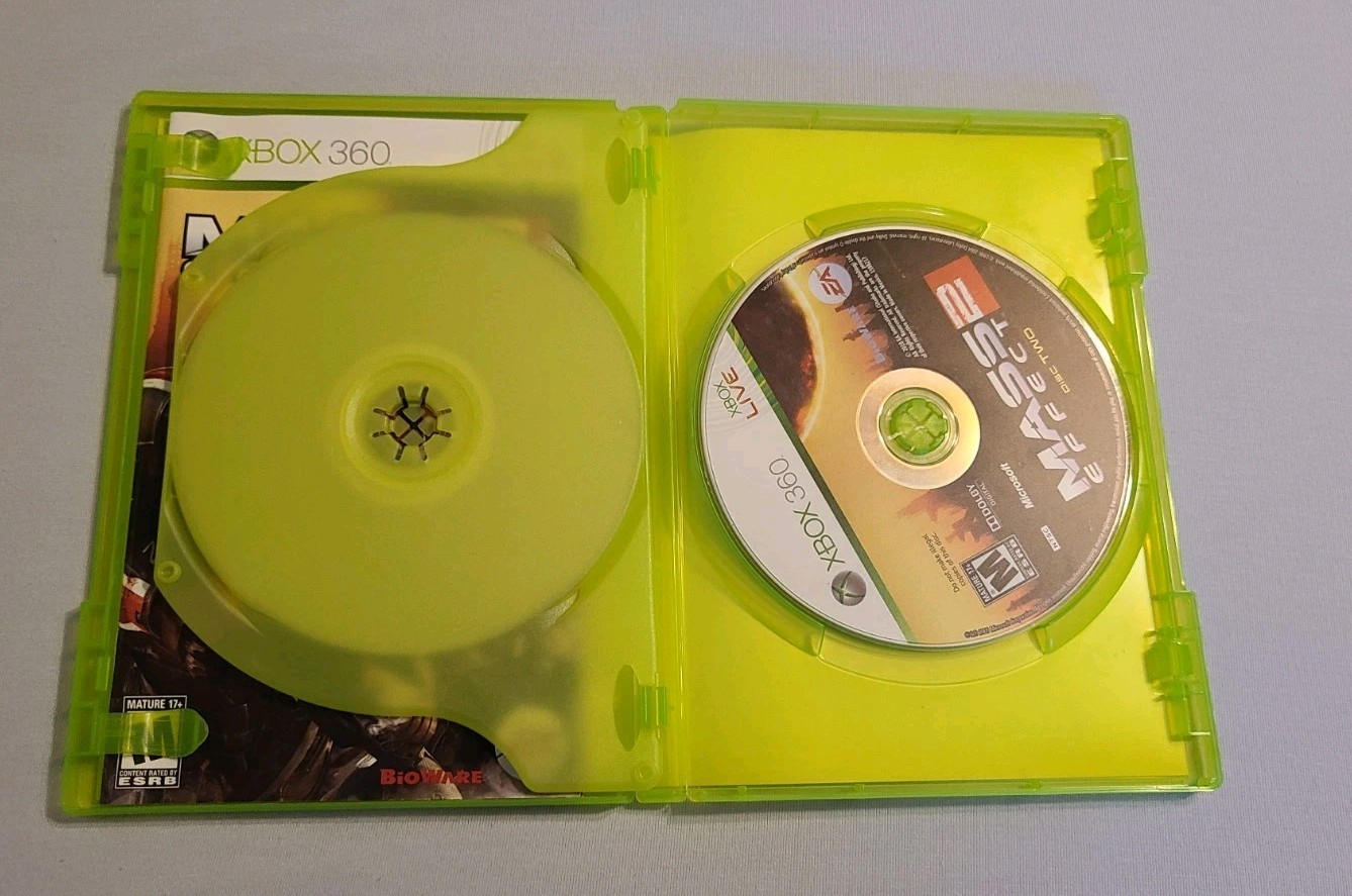 Mass Effect 2 (Microsoft Xbox 360, 2010)/ CIB/ TESTED AND WORKS