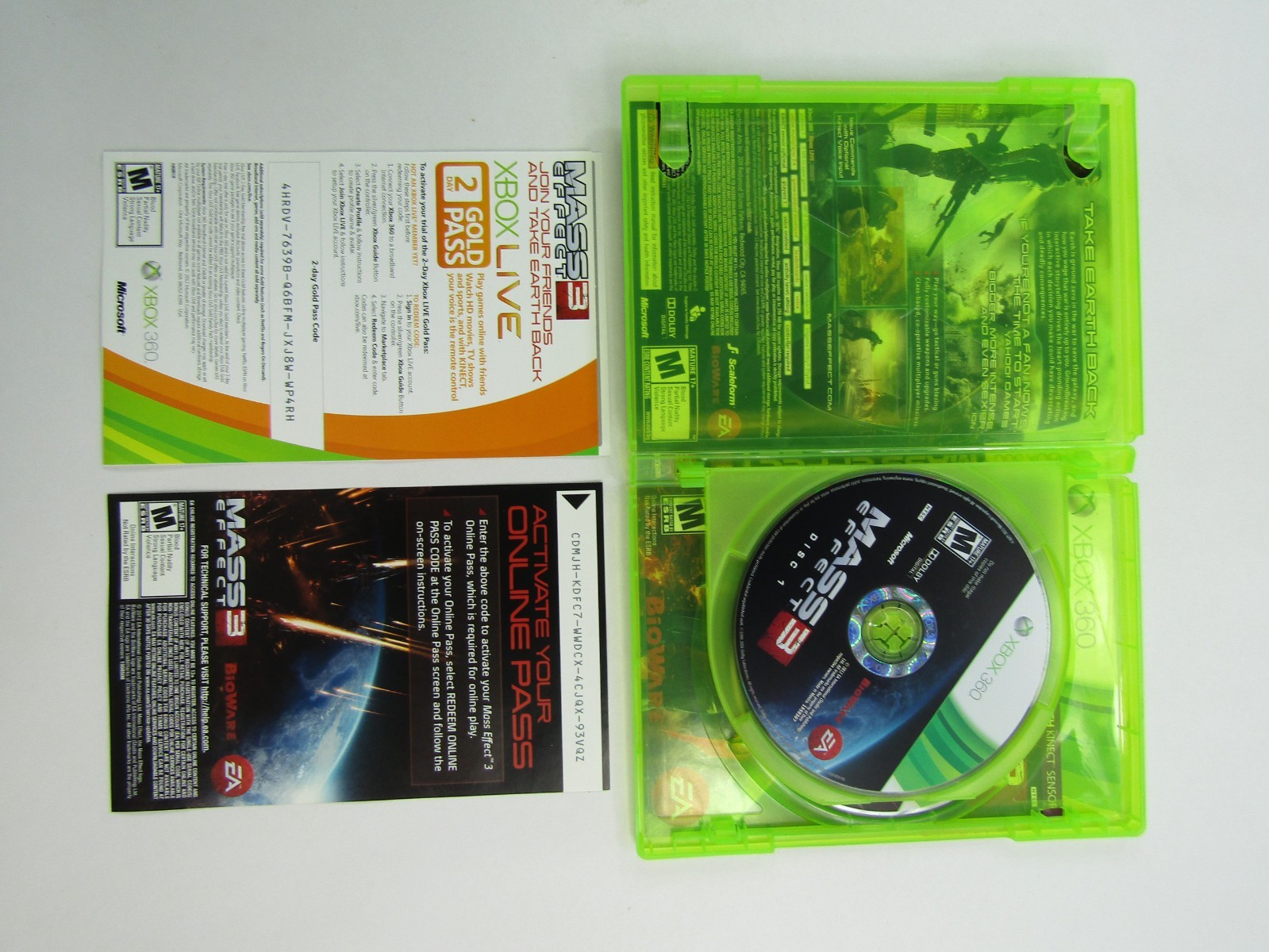 Mass Effect 3 XBOX 360 2 Disc Video Game EA Bioware CIB Complete