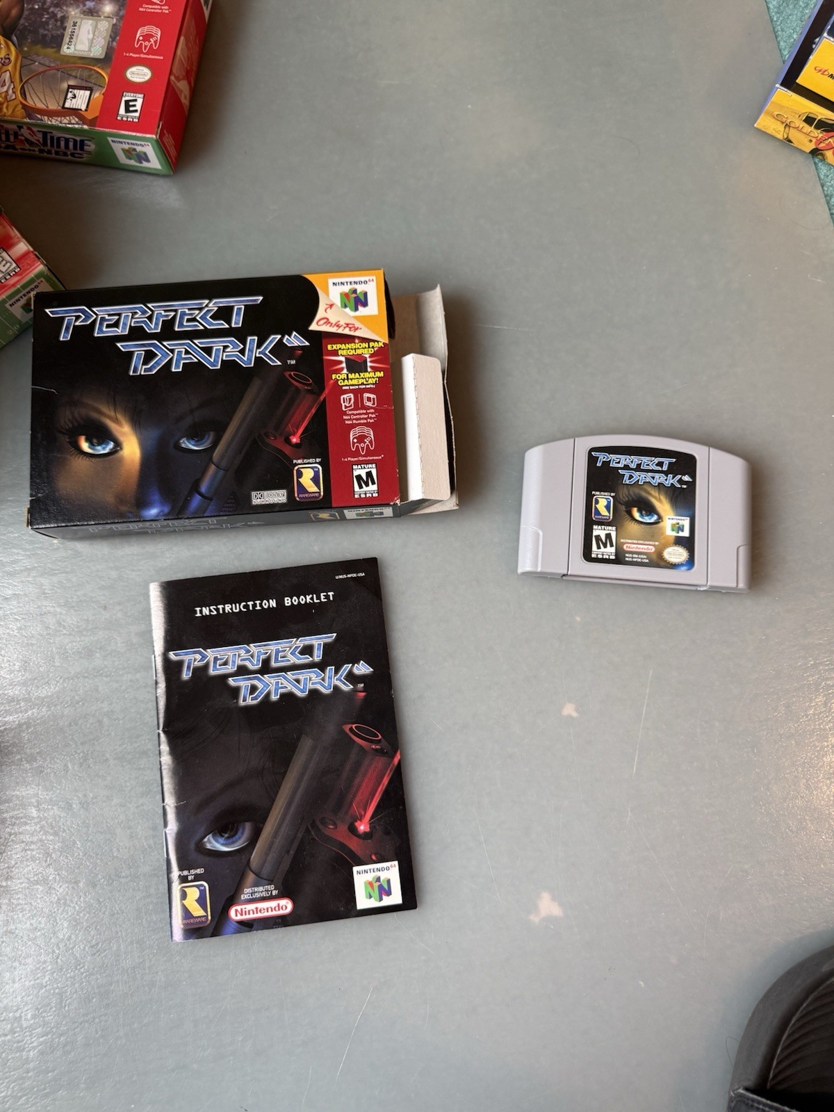 Perfect Dark N64 Nintendo 64 Complete CIB Authentic! Very Good Condition! Rare!