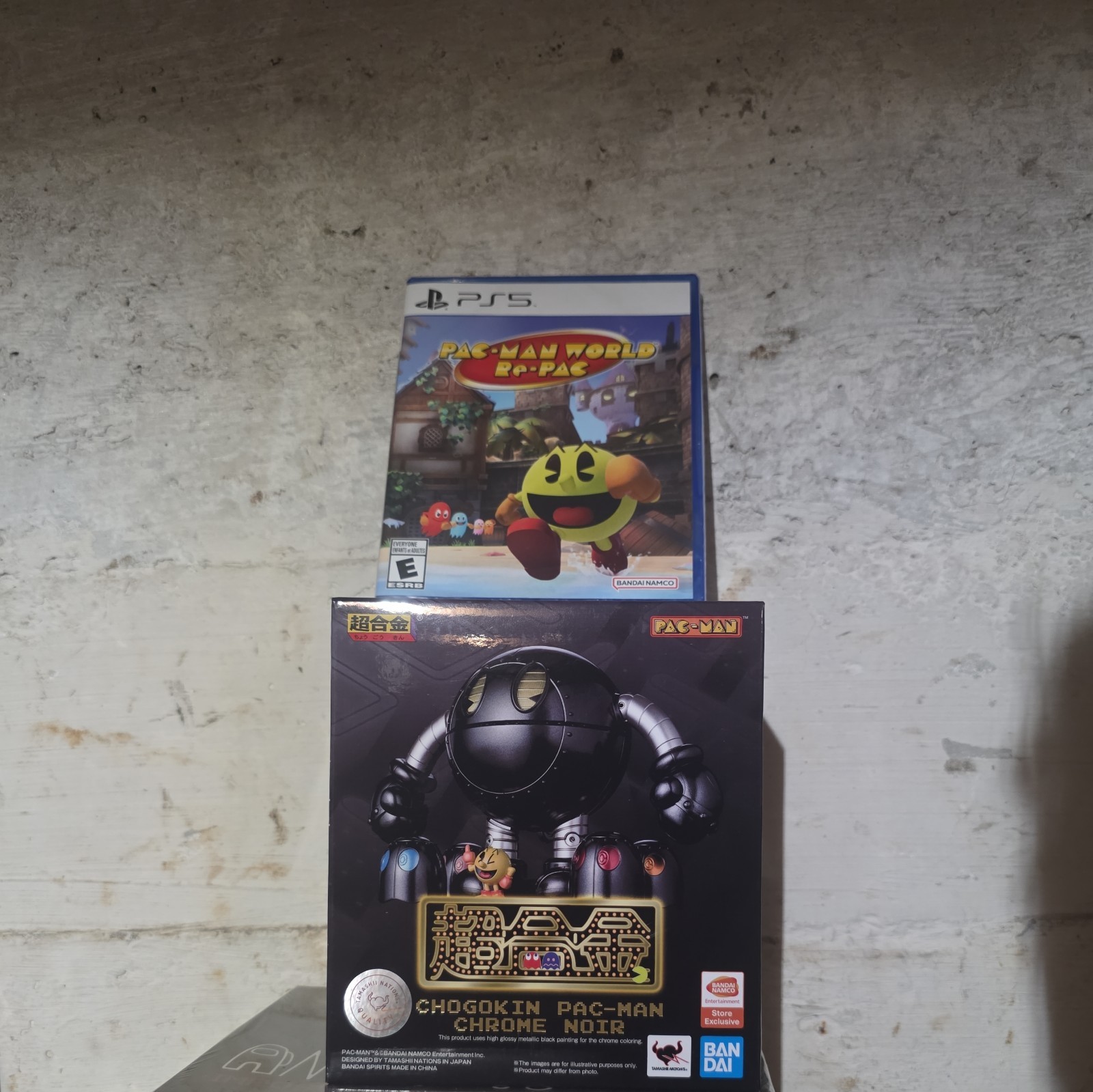 Pac-Man World Re-Pac Game PS5 + Chogokin Chrome Noir Figure Black Limited Bundle