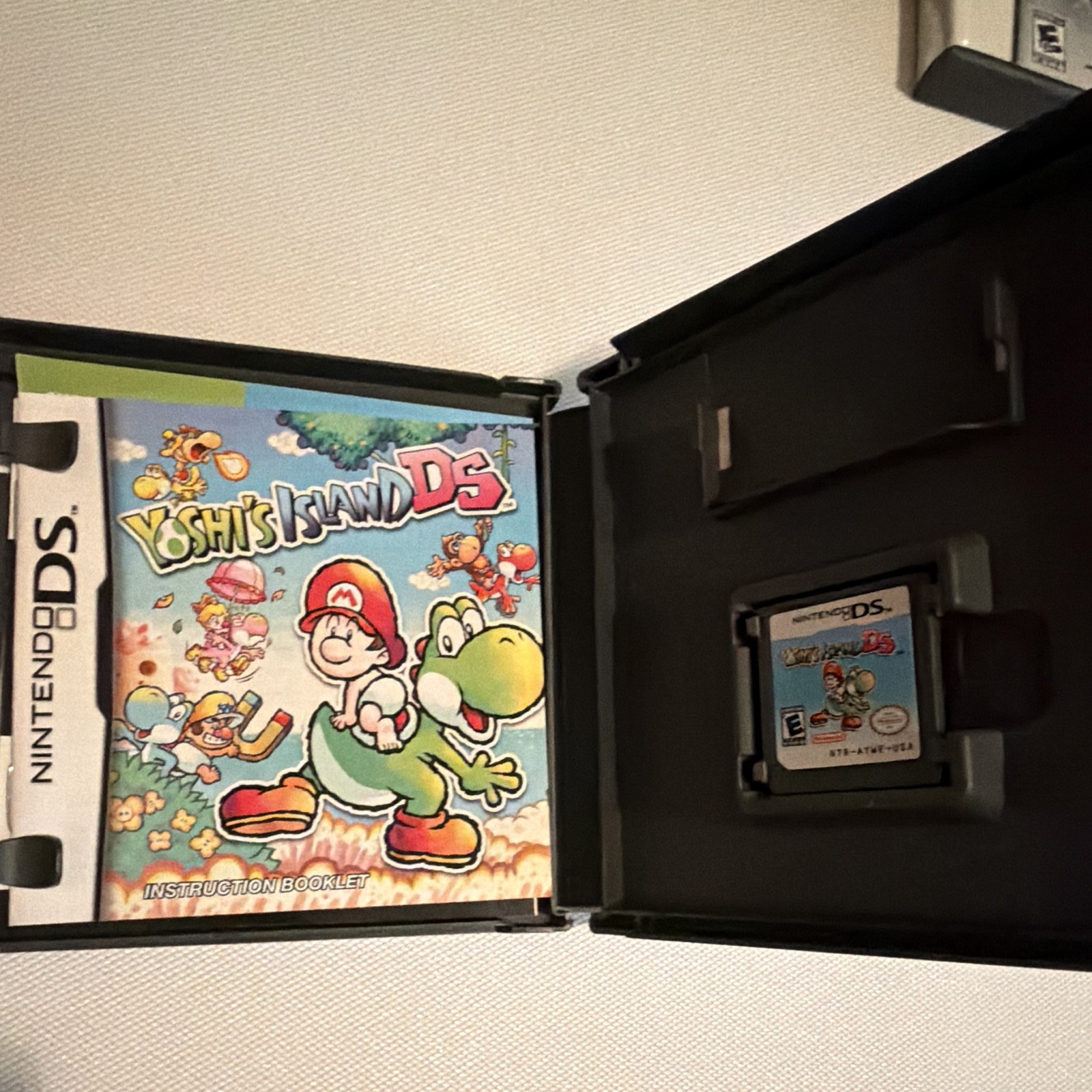 Nintendo Yoshi’s Island DS Nintendo DS Game w/ Case & Manual Included (2006)