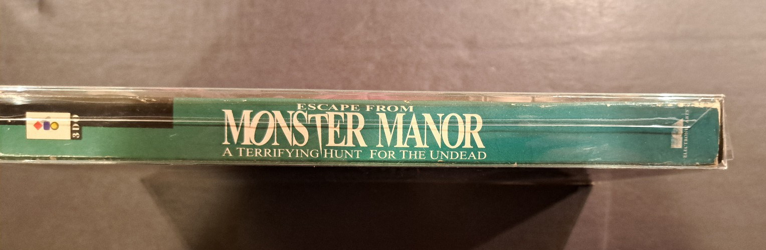 Panasonic 3DO: Escape from Monster Manor – Case and Disc