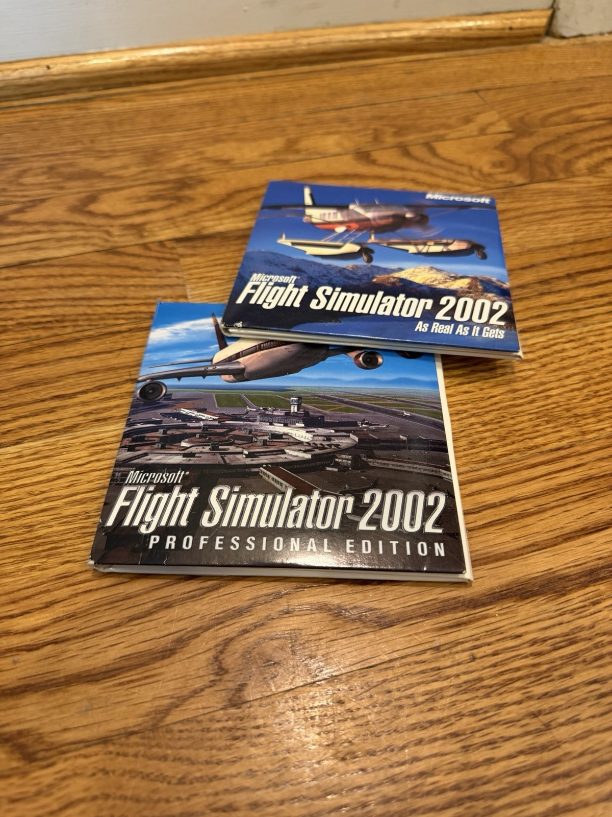 Microsoft Flight Simulator 2002 As Real As It Gets + Professional Edition CD Lot