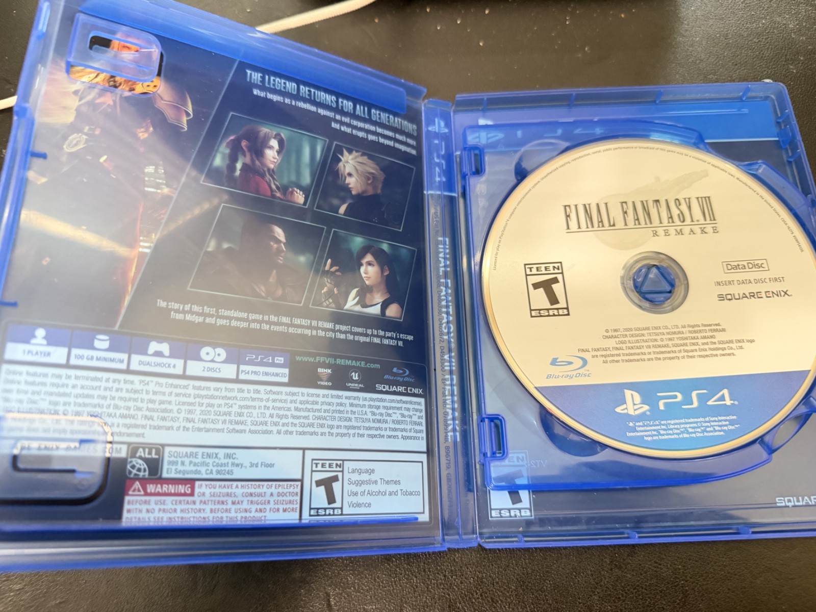 Square Enix Final Fantasy VII Remake PS4 Role Playing w/ STEELBOOK CASE