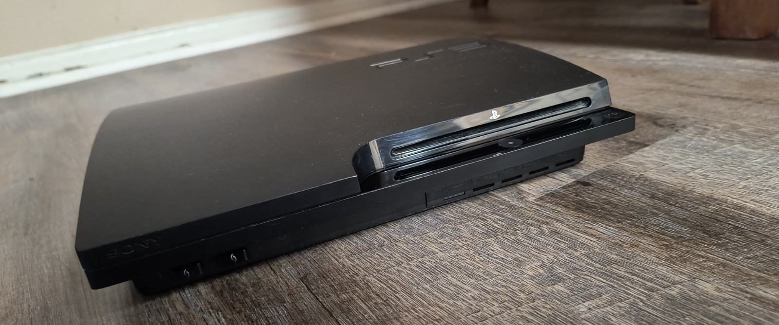 Sony Playstation 3 – (160GB) – Model: CECH 3001A (black)