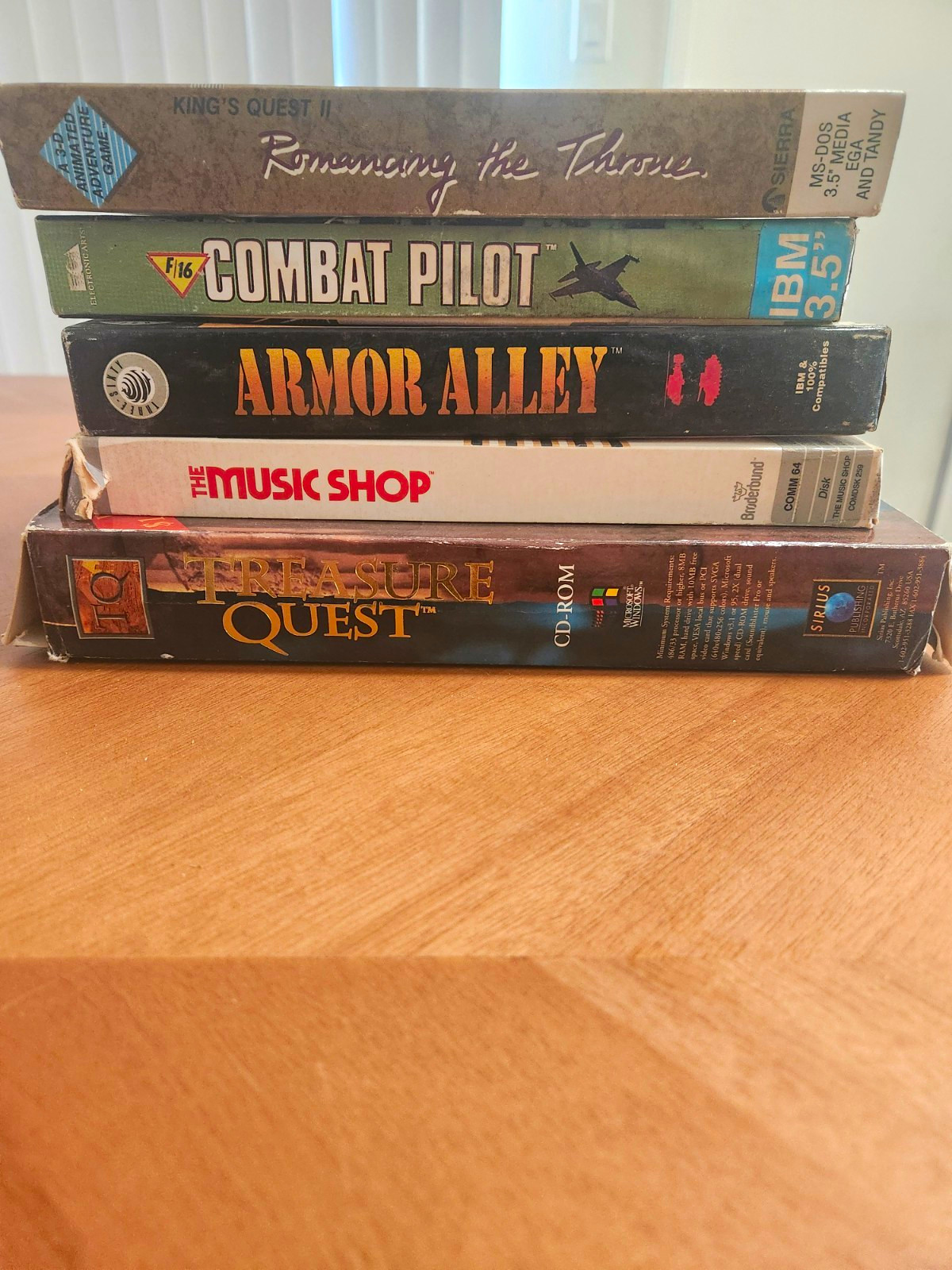 PC Lot: King’s Quest II, Combat Pilot, Armor Alley, Music Shop, Treasure Quest