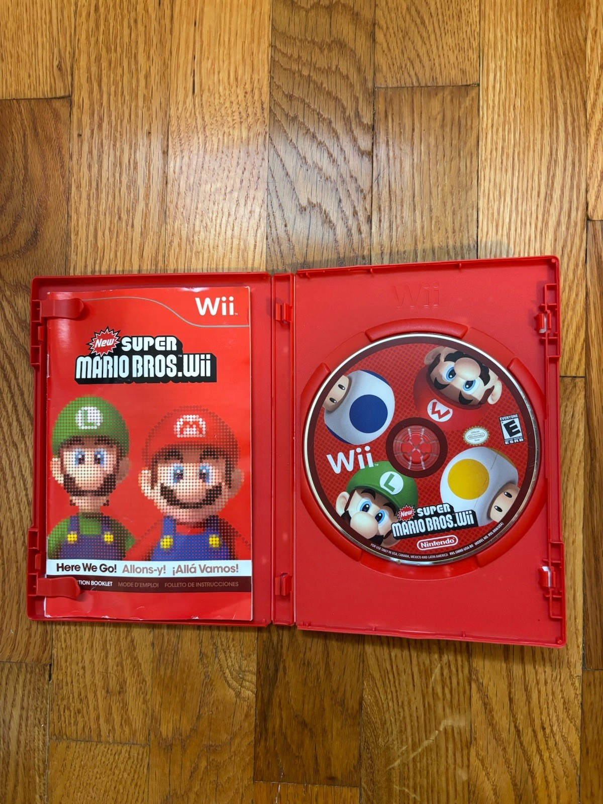 New Super Mario Bros. Wii (Nintendo Wii, 2009) Complete CIB Tested with Manual
