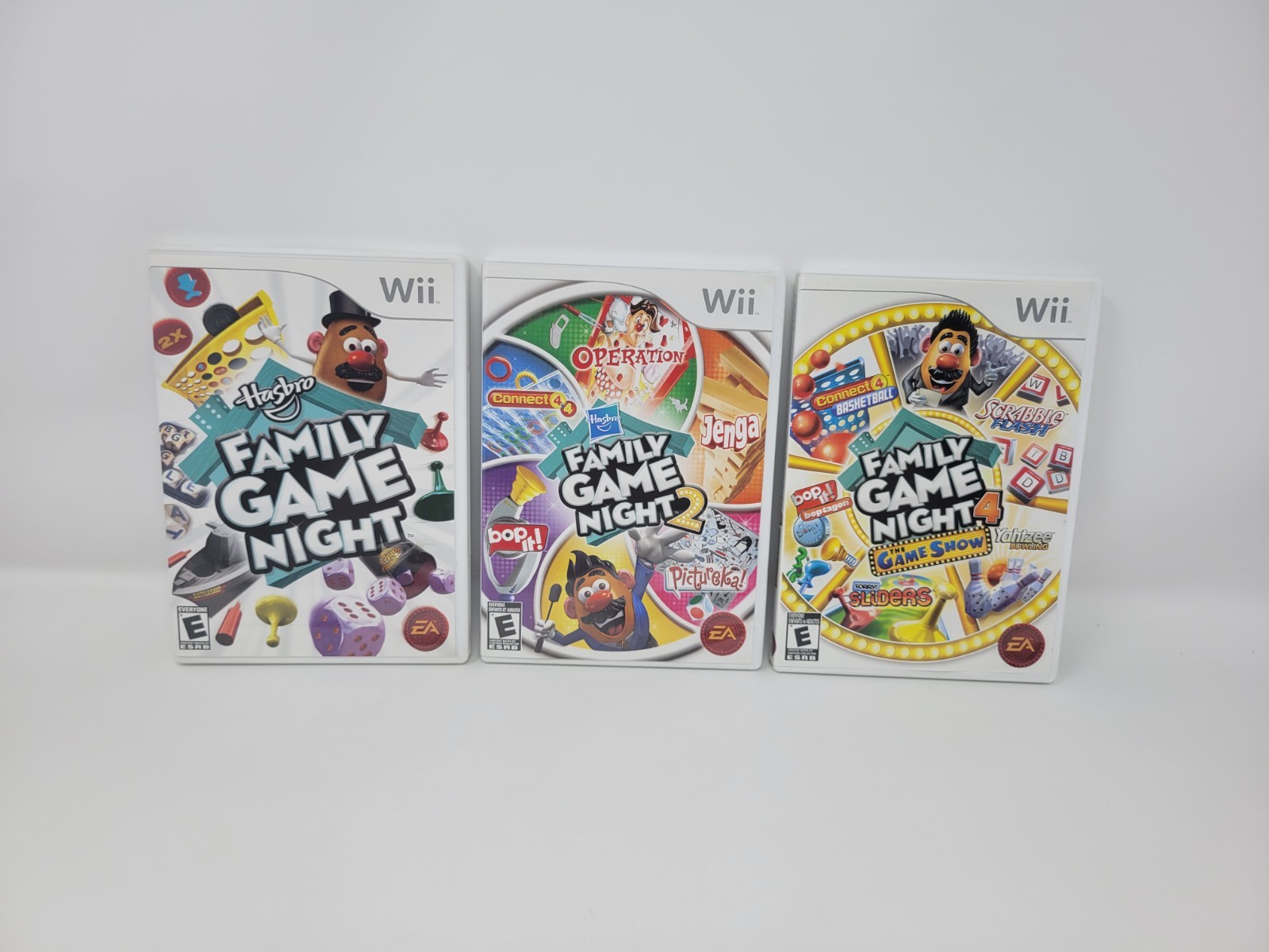 Hasbro Family Game Night 1 + 2 + 4 Nintendo Wii Complete CIB Tested