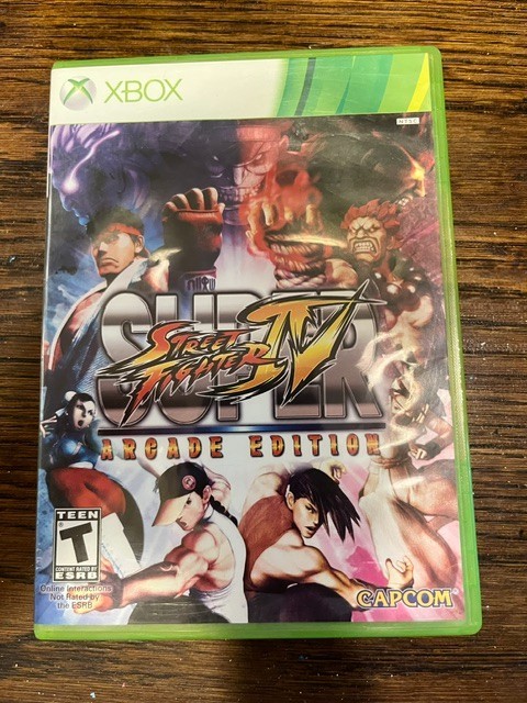 Bundle of Xbox 360 games 2 shooters and 3 fighting games, used, good condition