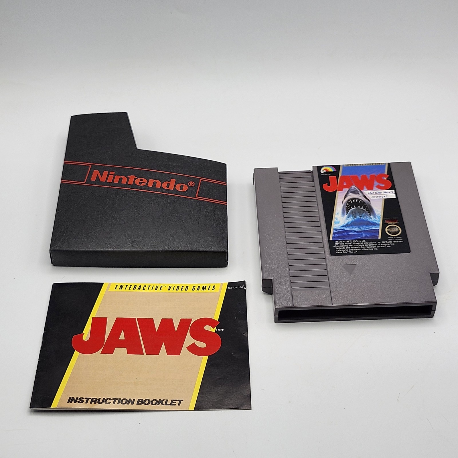 Jaws Nintendo NES 1987 Game Cartridge Rare 5 Screw w/ Manual & Sleeve Tested