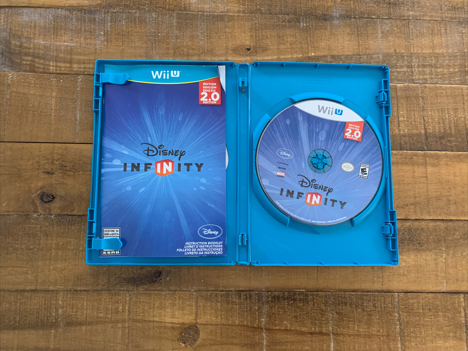 Disney Infinity 2.0 Nintendo Wii U Game with USB Portal and Bonus Poster!