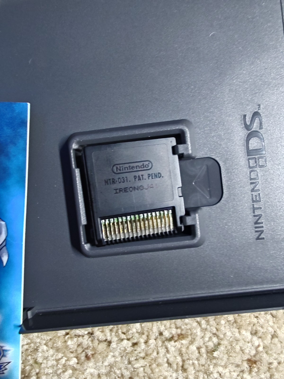 Pokemon Black Version 2 (Nintendo DS, 2012) Complete