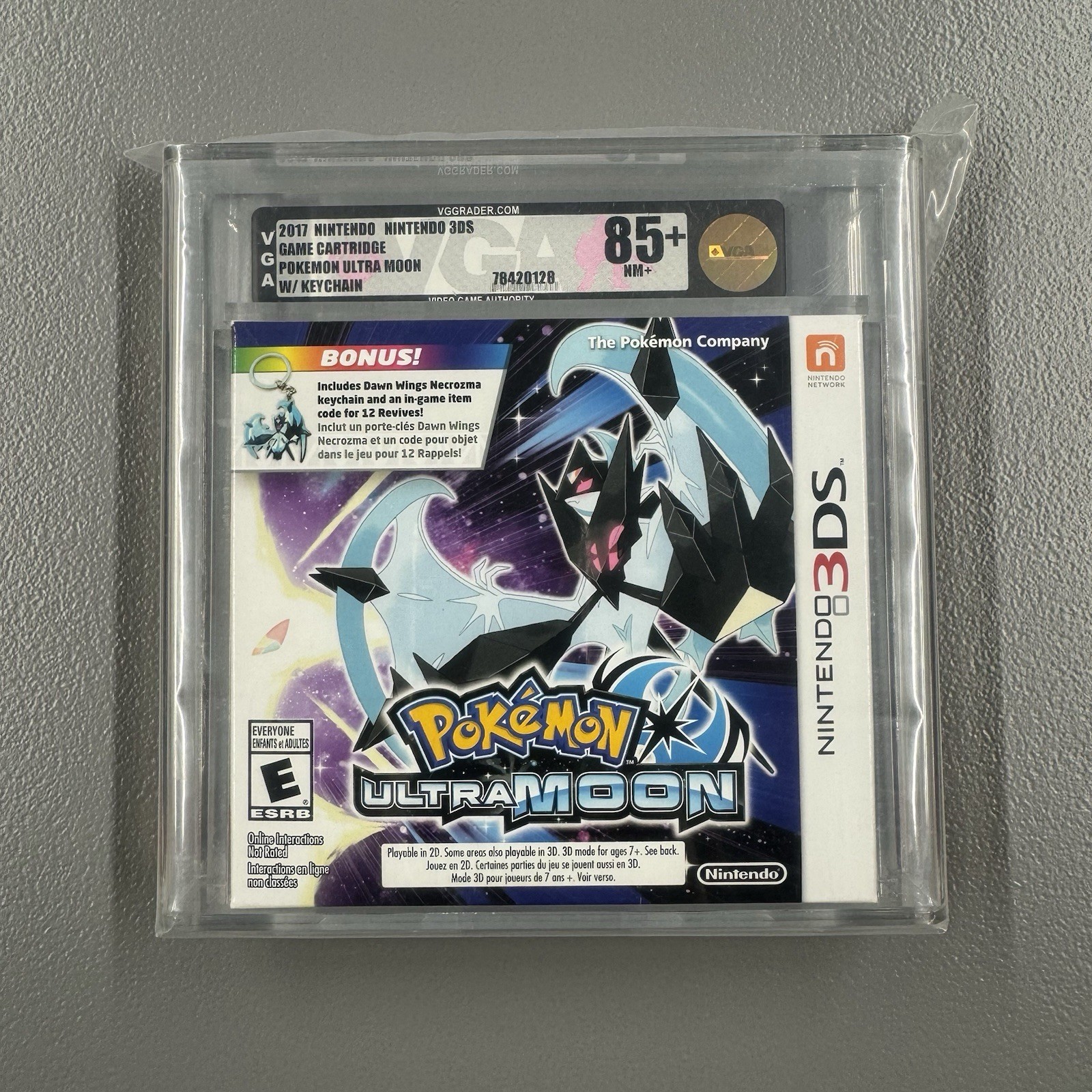 Pokemon Ultra Moon Big Box W Dawn Wings Necrozma Keychain Nintendo 3DS VGA 85+