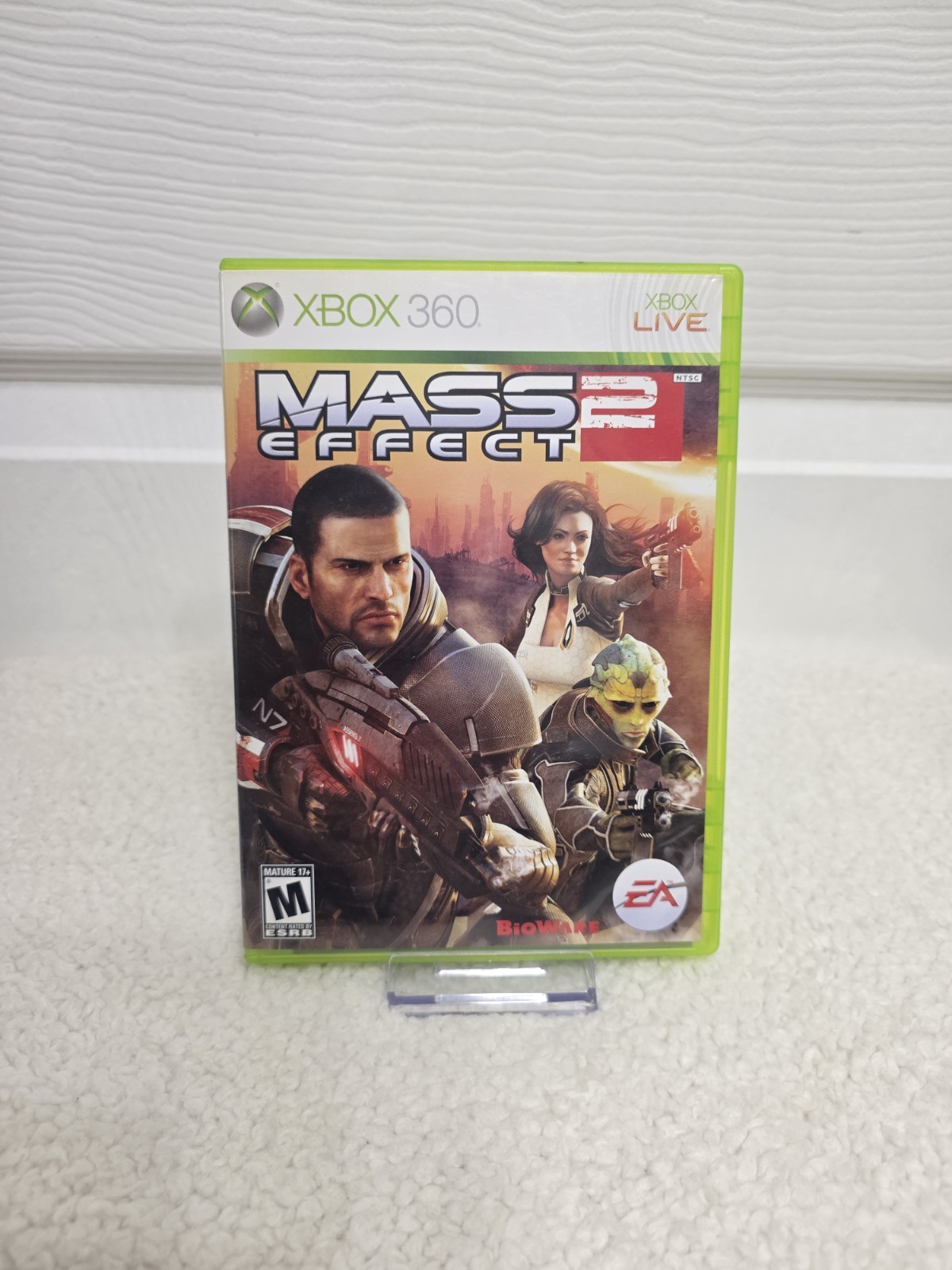 Mass Effect 2 (Microsoft Xbox 360) CIB Complete Tested