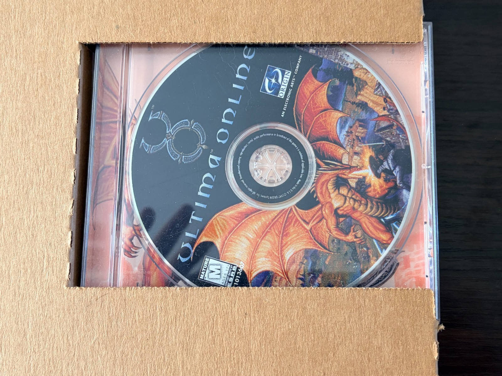 Ultima Online Big Box PC w/ Cloth Map, Pewter Pin & CD – Missing Manual