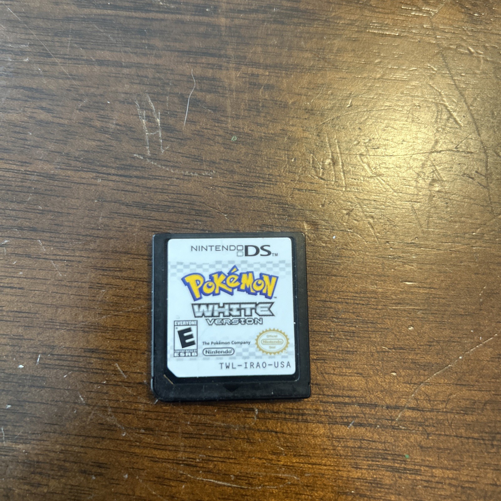 Pokemon White Version (Nintendo DS, 2011)
