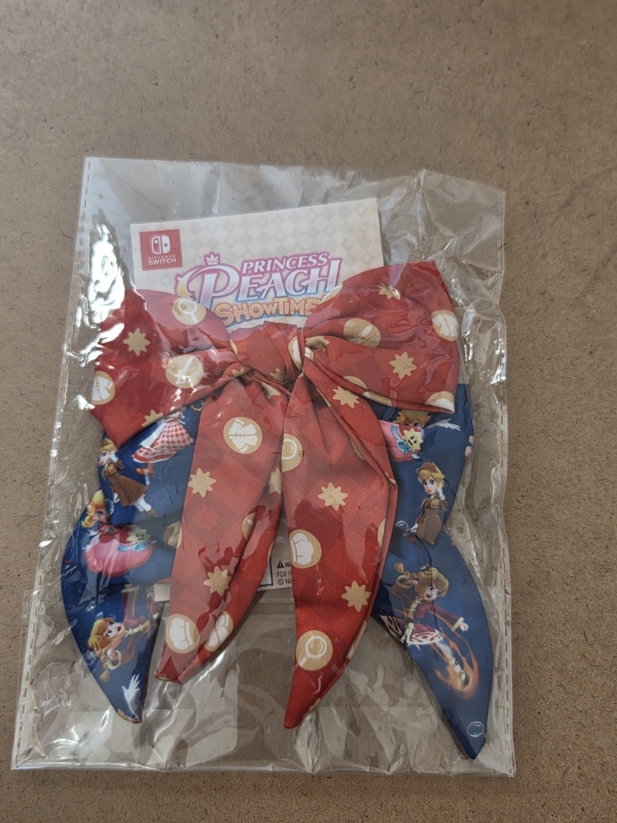 New Sealed Nintendo Switch Princess Peach Showdown w/ pre-order bonus Scrunchies